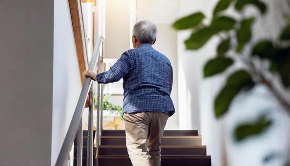 有房子退休以為能享福！7旬老夫妻「繳清貸款卻被迫賣房」　無奈揭「一恐怖隱藏成本」：寧可租房