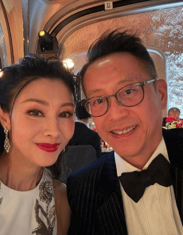 婚後生子息影！影壇女神「嫁豪門16年」七夕亮相　每月零用錢780萬「55歲狀態如少女」老公超寵愛