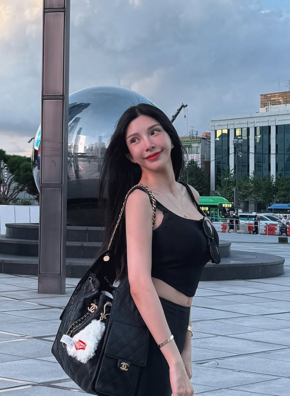 父親驚傳過世！台灣女星痛揭「14歲賺錢幫爸還債」　淚崩送別「你是我一生最痛記憶」