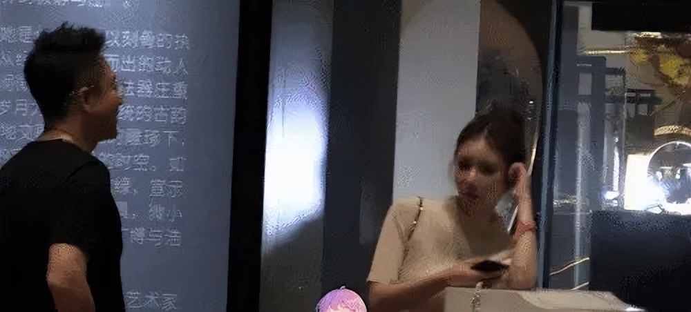 汪小菲3胎來了？新婚3個月「嫩妻被拍小腹隆起」　下秒「汪小菲一舉動」卻說明一切