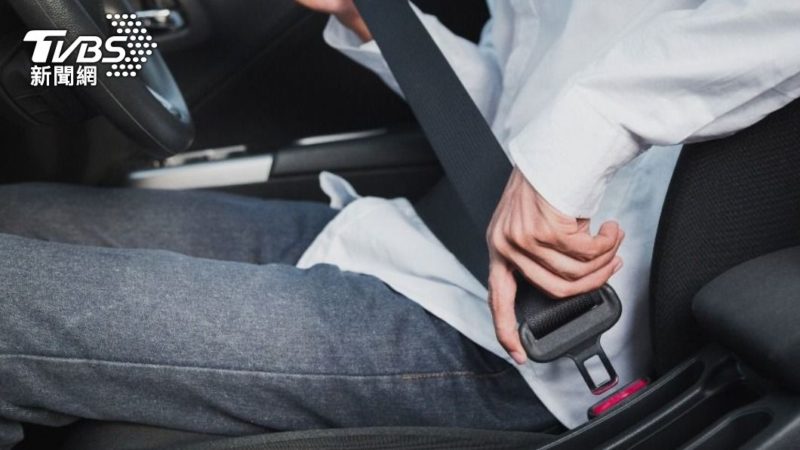 開車有繫安全帶「忘1規定」慘吞6000元罰單！一票人驚訝：「原來會抓.....」