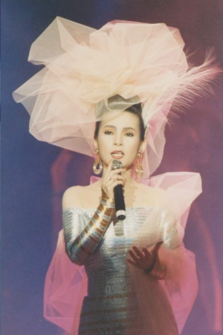 重量級歌后親臨演唱會！江蕙尖叫驚喊「我唱的沒她好」　現身「74歲凍齡0皺紋」粉絲全看傻：真女神