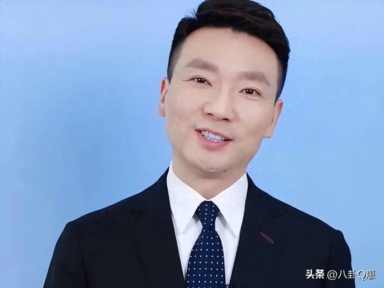 此生唯一遺憾！知名主持「堅持頂客一輩子」拒絕生孩　40歲那年「接到一通電話」卻淚崩：我後悔了...