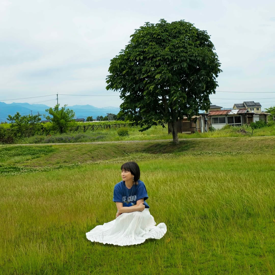 全國第一美腿！玉女歌手「巔峰時期決定為愛息影」　如今華麗再復出「56歲像26歲」完美狀態