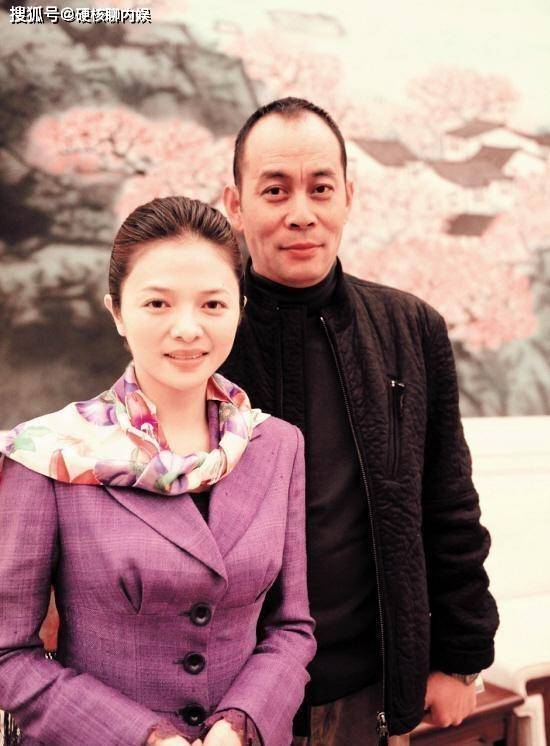 曾是主持界天后！她因走錯1步「人氣不再淡出螢光幕」　53歲「黑眼圈明顯又發福」網卻讚：平凡也是幸福