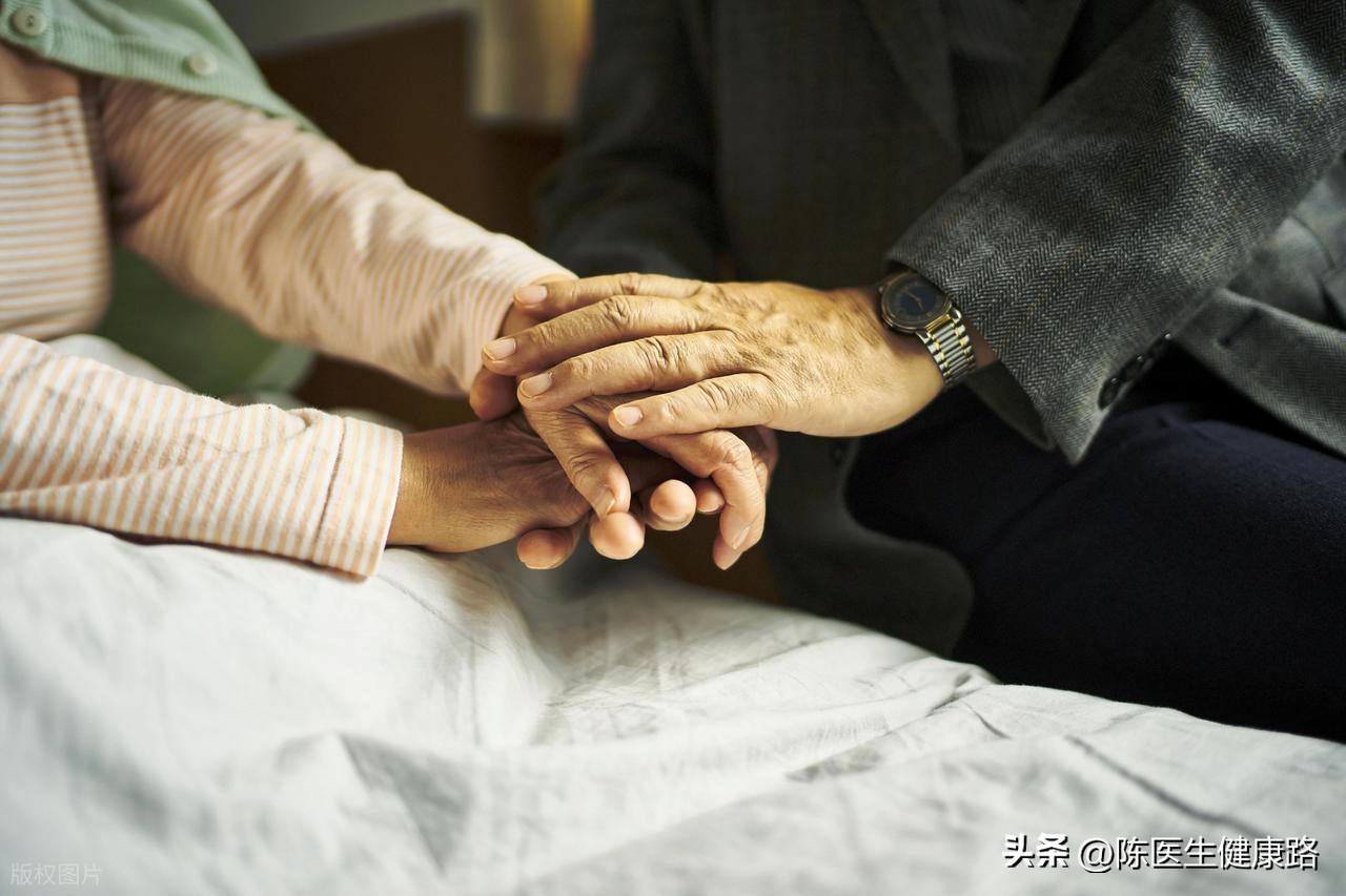 精神不好、恢復力差都因為它！老人「缺乏蛋白質」很致命　5大「最佳高蛋白食物」曝光：雞蛋墊底