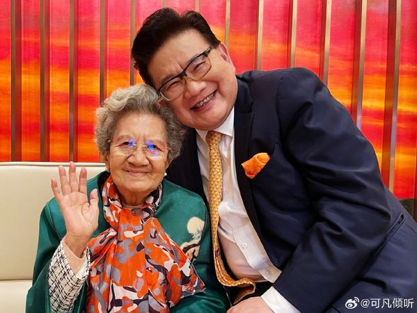 被封國民奶奶！瓊瑤女星「驚傳離世」　他含淚證實：「生日前8天離世...」