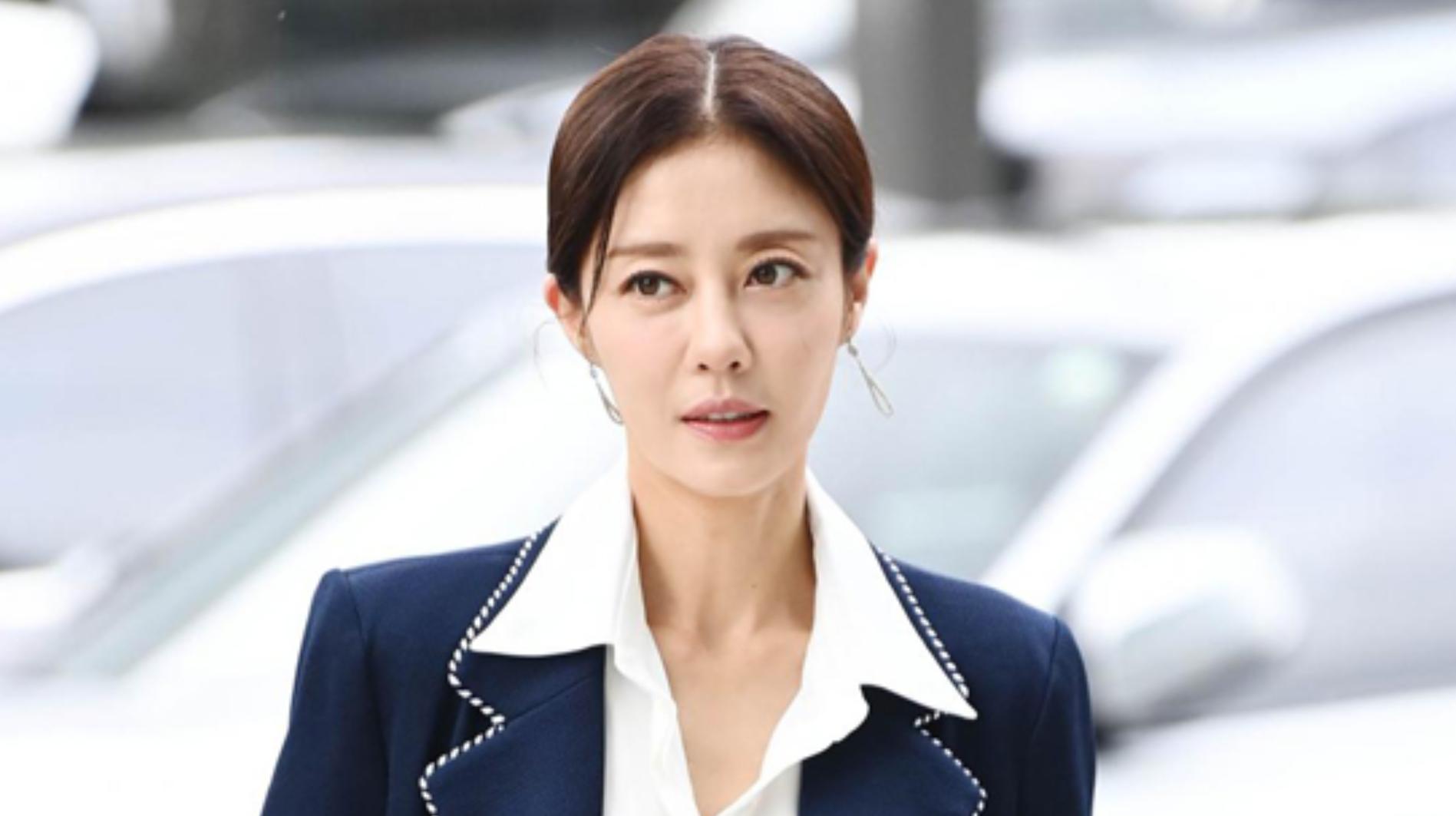 兩段婚姻皆失敗！昔日當紅女星「如今學美髮賺錢維生」　辛苦當單親媽嘆「一毛撫養費都沒拿過」