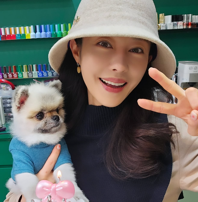 兩段婚姻皆失敗！昔日當紅女星「如今學美髮賺錢維生」　辛苦當單親媽嘆「一毛撫養費都沒拿過」