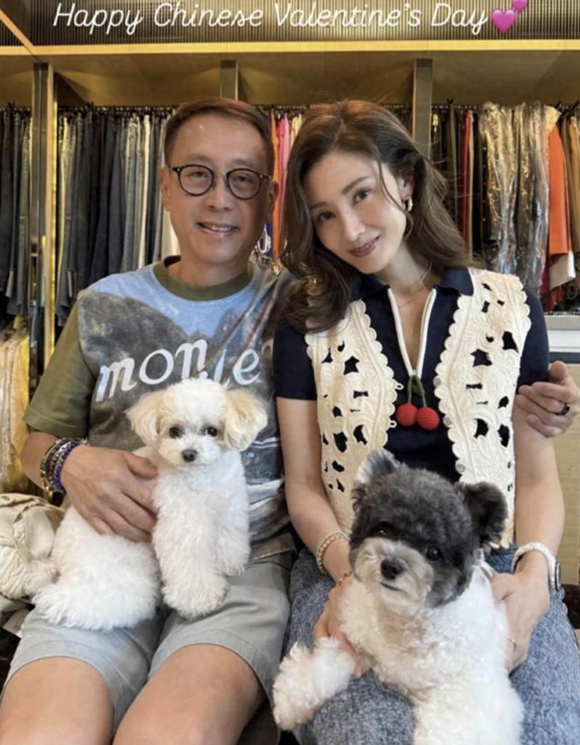 出手超乎常人！街頭捕捉馬尾妹「提4大袋愛馬仕」　消費至少300萬「本尊竟是超大咖女神」：真豪門