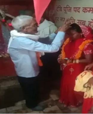 不顧家人反對!75歲老翁娶小40歲嫩妻「隔天離奇身亡」 家屬「緊急暫停葬禮」:案情不單純...