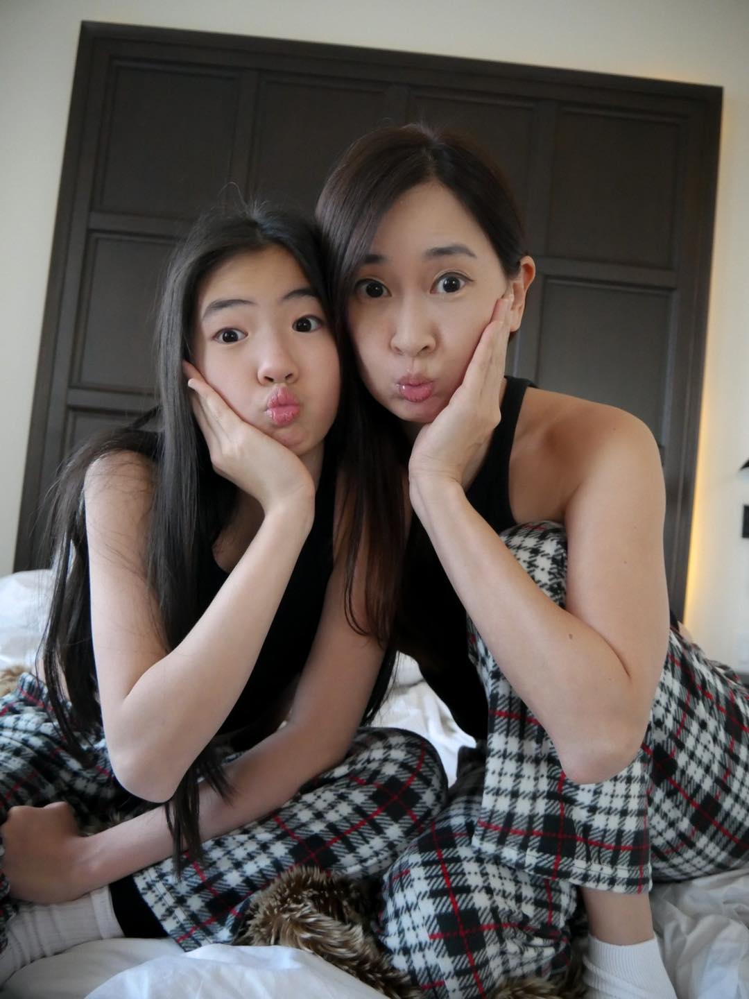 台塑4代公主「絕美舞姿」驚豔國際舞台！　才15歲「遺傳名媛媽大長腿」網狂讚：最美新星誕生！