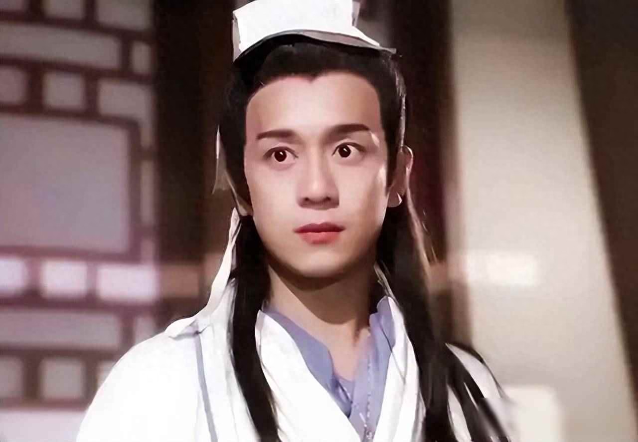 全家只有他在賺!資深演員「養育4孩子」不敢休息 如今現身街頭「斷崖式衰老」網認不出