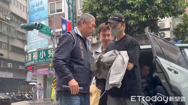 親眼目睹老公遭警拘提！張書偉認「原本要自首」謝京穎發聲了