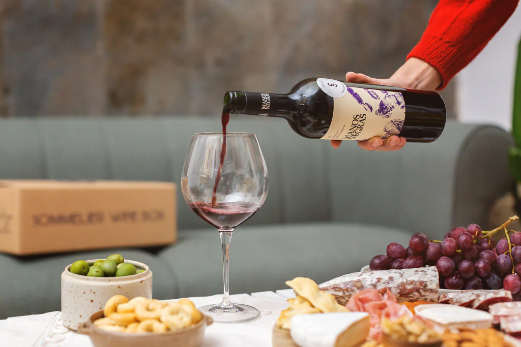 喝了恐喪命!這4種酒「已被列入黑名單」:為了身體好不要碰