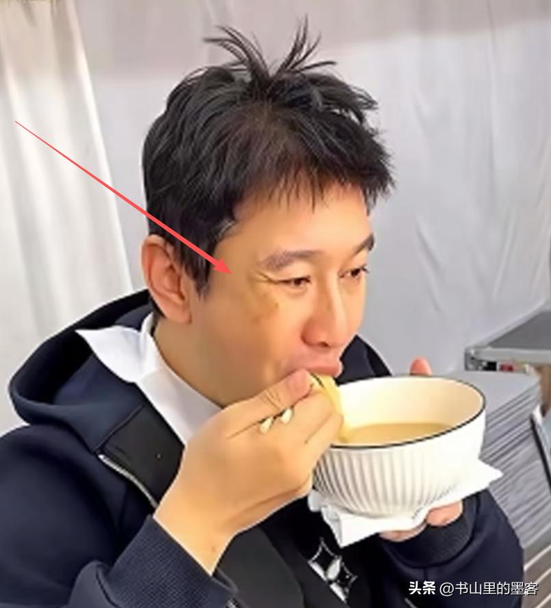 昔日離婚女神!47歲資深男星「被發現斷崖式衰老」 近照曝光「1亮點明顯變了」網搖頭:帥氣不再