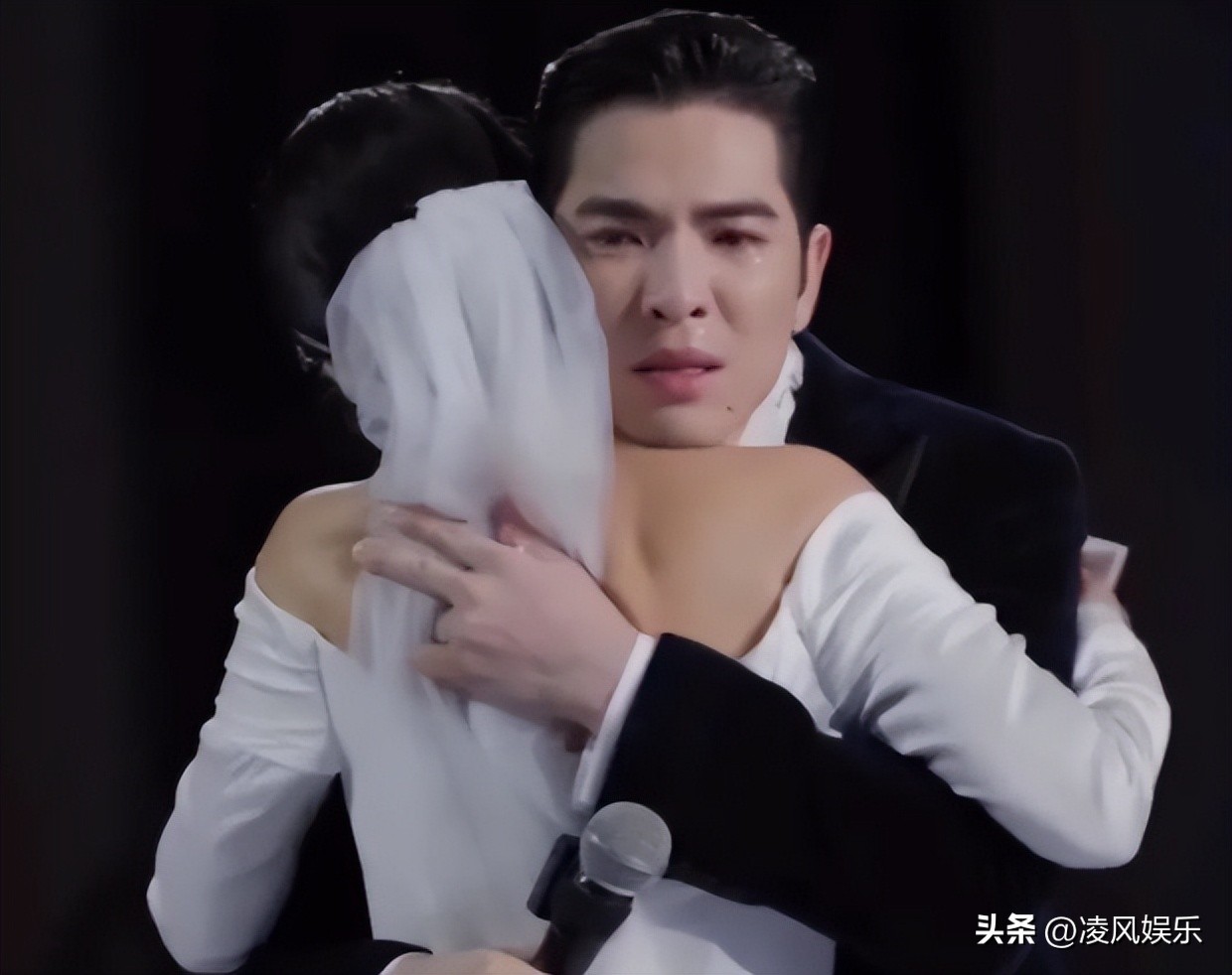 才結婚2年!38歲蕭敬騰親口認「我們很噁心」 罕公開「婚姻真實內幕」:一定會被罵...