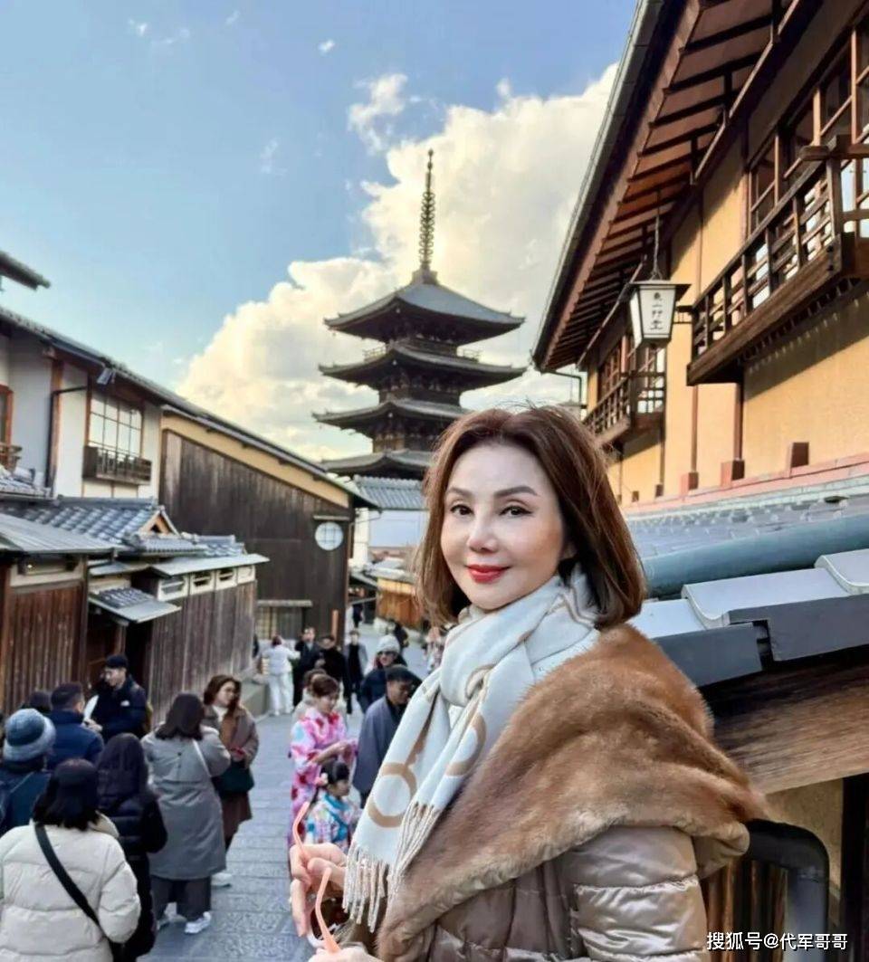 遭王祖賢戴綠帽!69歲資深女星「遭豪門尪拋棄」孤苦無依 30年後逆襲「成為人生贏家」故事太勵志