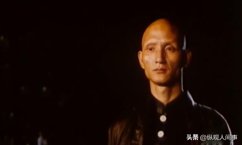 演過無數經典反派!67歲資深男星「今現身風景區打工」 頂高溫「憔悴盡顯老態」令人心疼