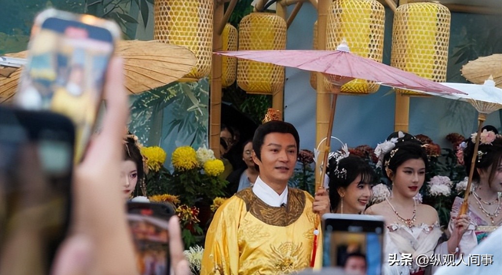 演過無數經典反派!67歲資深男星「今現身風景區打工」 頂高溫「憔悴盡顯老態」令人心疼