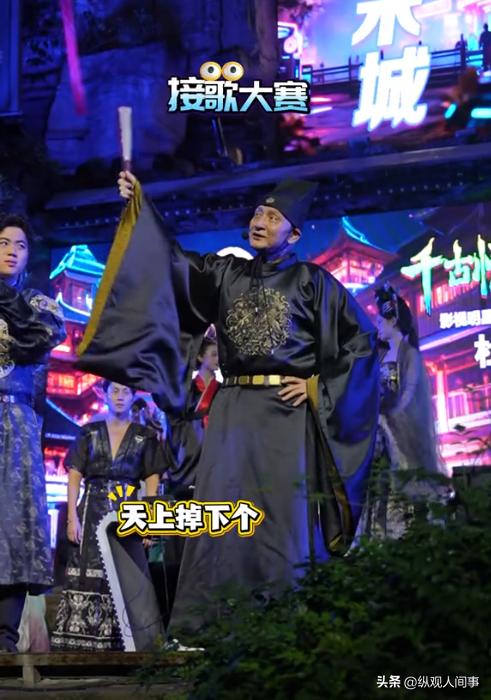 演過無數經典反派!67歲資深男星「今現身風景區打工」 頂高溫「憔悴盡顯老態」令人心疼