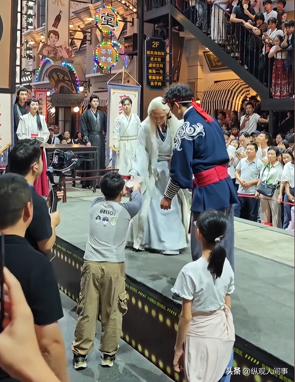 演過無數經典反派!67歲資深男星「今現身風景區打工」 頂高溫「憔悴盡顯老態」令人心疼