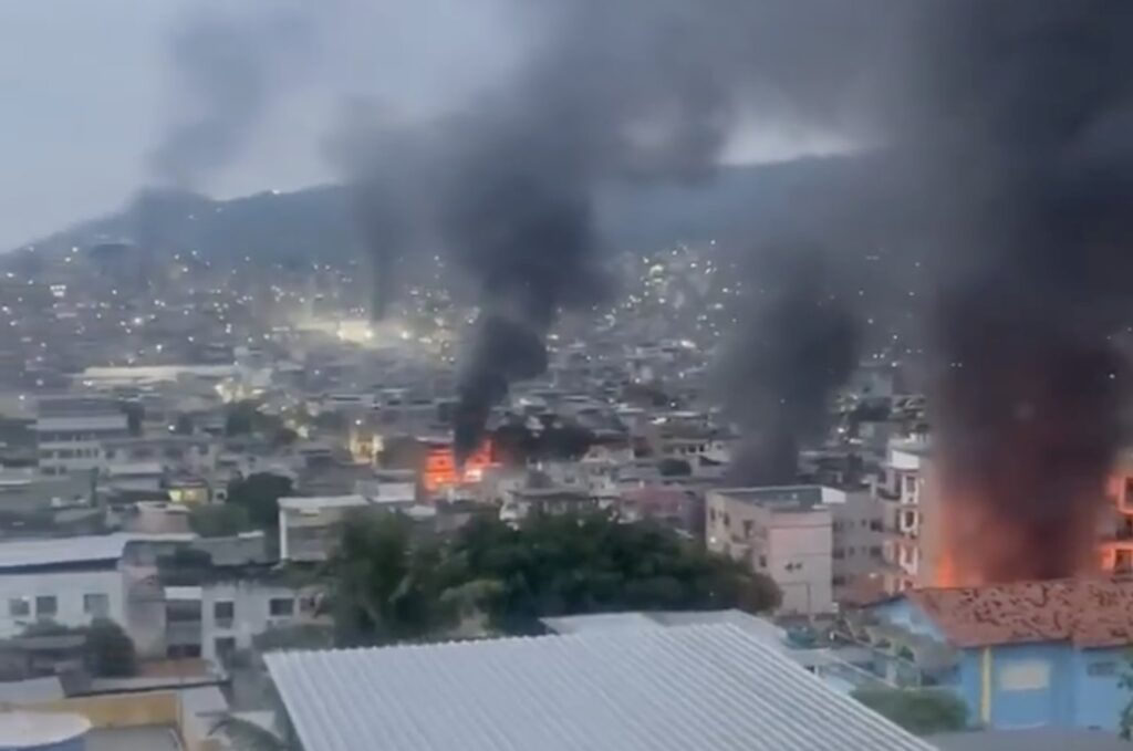 驚傳64死「4警殉職」!多條交通中斷