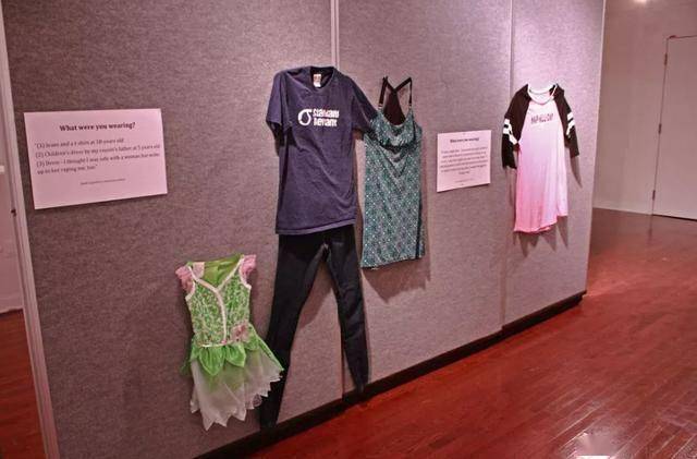 心理學家:壞人最容易盯上的「不是穿著暴露的女人」而是這2種:真正把自己暴露在危險中!