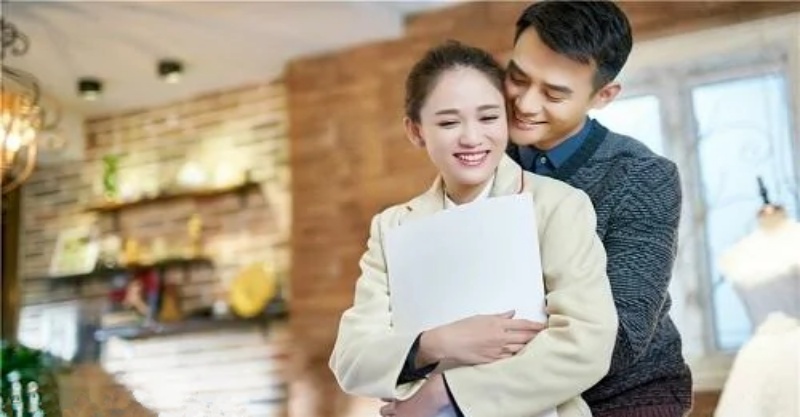 被背叛還傻傻不知道!人畜無害「最容易被戴綠帽」3大星座:愛情中毫無保留「付出不求回報」