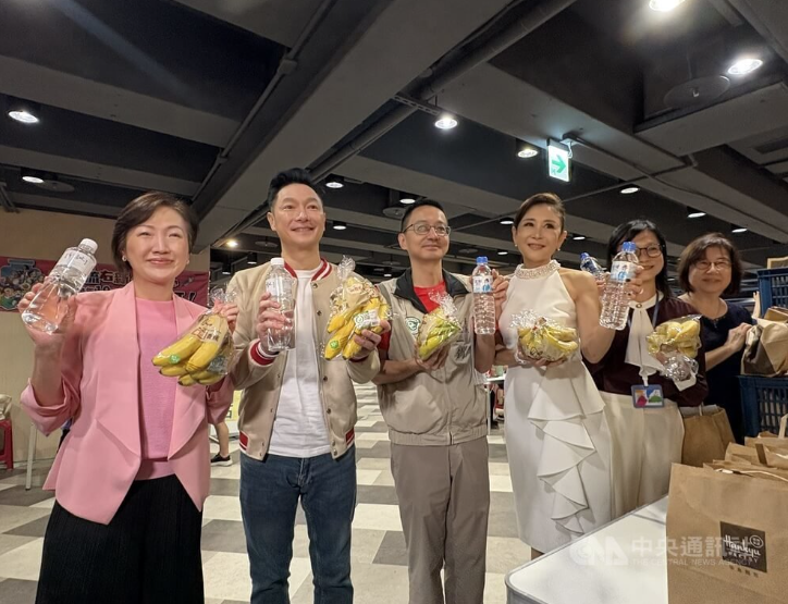 最新／台灣一疫情再起！衛福部示警「12月達顛峰」　羅一鈞急籲「一族群可免費施打」：已破紀錄