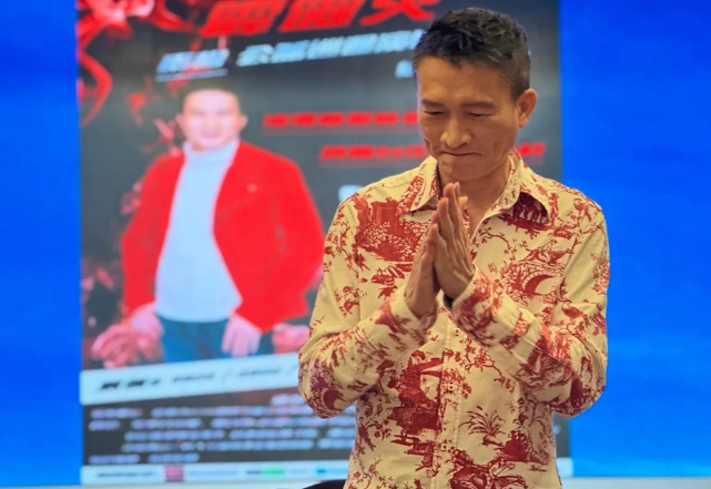 55歲秦楊突公開致歉：「我對不起老婆兒子！」　淚曝「錢在中國全賠光」地下錢莊借一輪：已交代後事