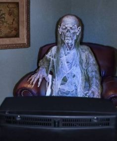 進門驚見白骨女屍!警錯愕「已經過世42年」:帳單還在繳