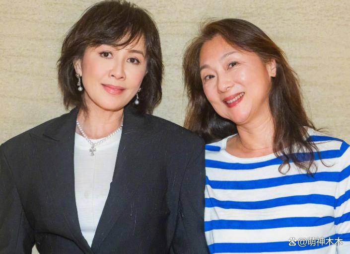 時隔50年！59歲劉嘉玲「曬出同學會合照」夢迴童年　網卻發現「臉部1處亮點」：大輸普通人...