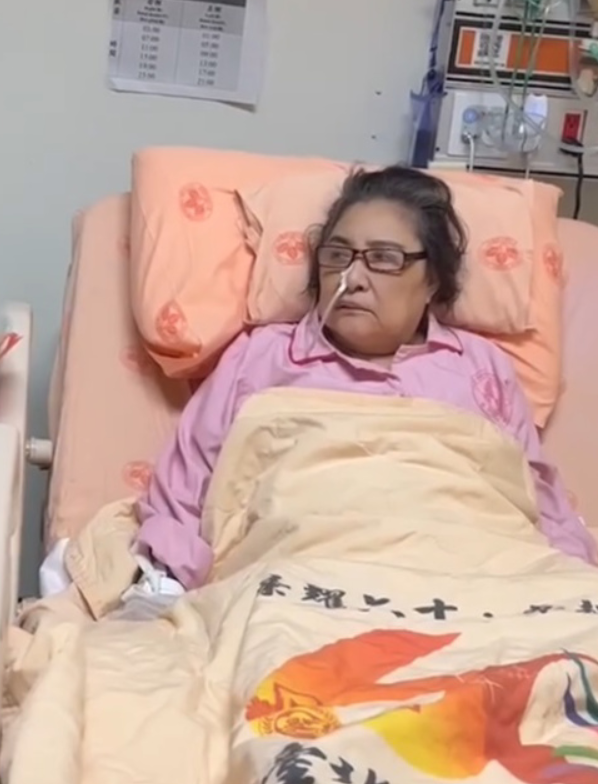 才傳失去語言能力!72歲陳盈潔「最新病況曝光」 友人「親到病房探望」:第一次看到她這樣