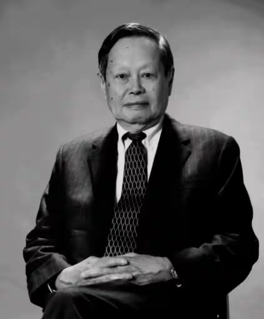 靈堂照曝光!知名大咖逝世「告別式盛大舉行」 送行隊伍看不到盡頭「小54歲妻子哭紅眼」