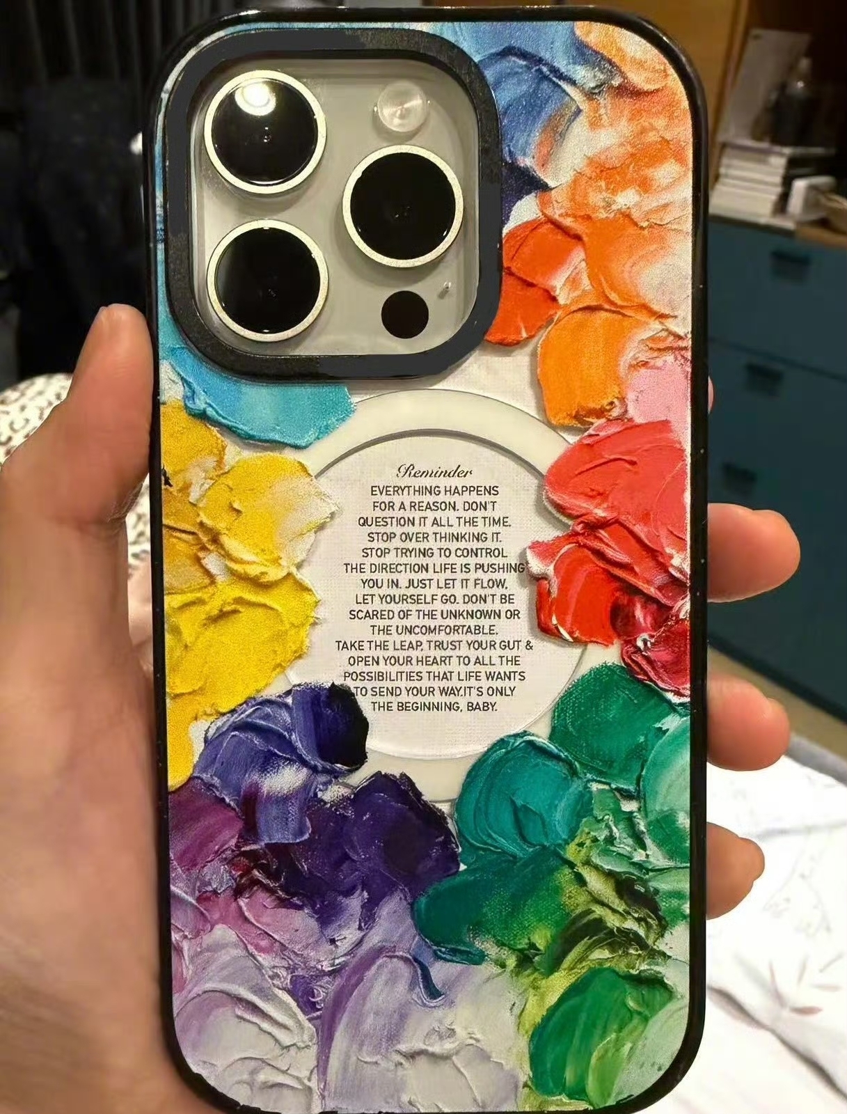 歡慶43歲生日!台灣影后「深夜曬出素顏」 網愣「膚色暗沈蠟黃」狂讚太真實:最美童顏媽咪♥️