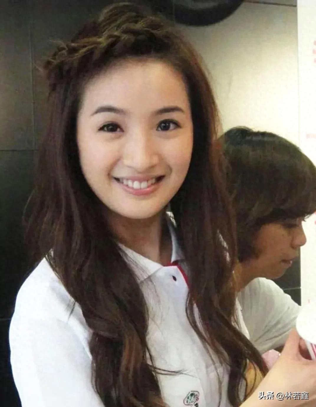 歡慶43歲生日!台灣影后「深夜曬出素顏」 網愣「膚色暗沈蠟黃」狂讚太真實:最美童顏媽咪♥️