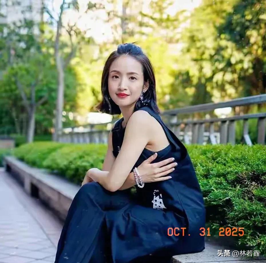 歡慶43歲生日!台灣影后「深夜曬出素顏」 網愣「膚色暗沈蠟黃」狂讚太真實:最美童顏媽咪♥️