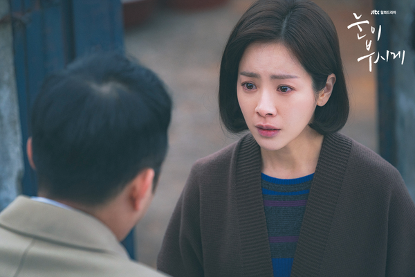 老公出軌婆婆卻要我淨身出戶！辦完離婚後「收到一條簡訊」我淚如雨下