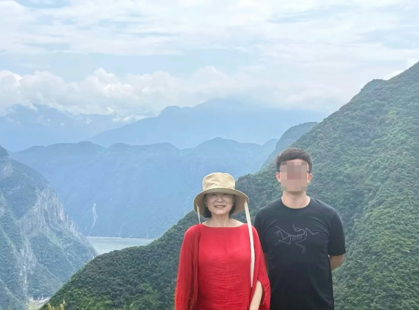 不醫美照樣凍齡!林青霞曬「71歲慶生美照」 氣色紅潤「膚質0瑕疵如少女」網讚:歲月不敗美人❤️