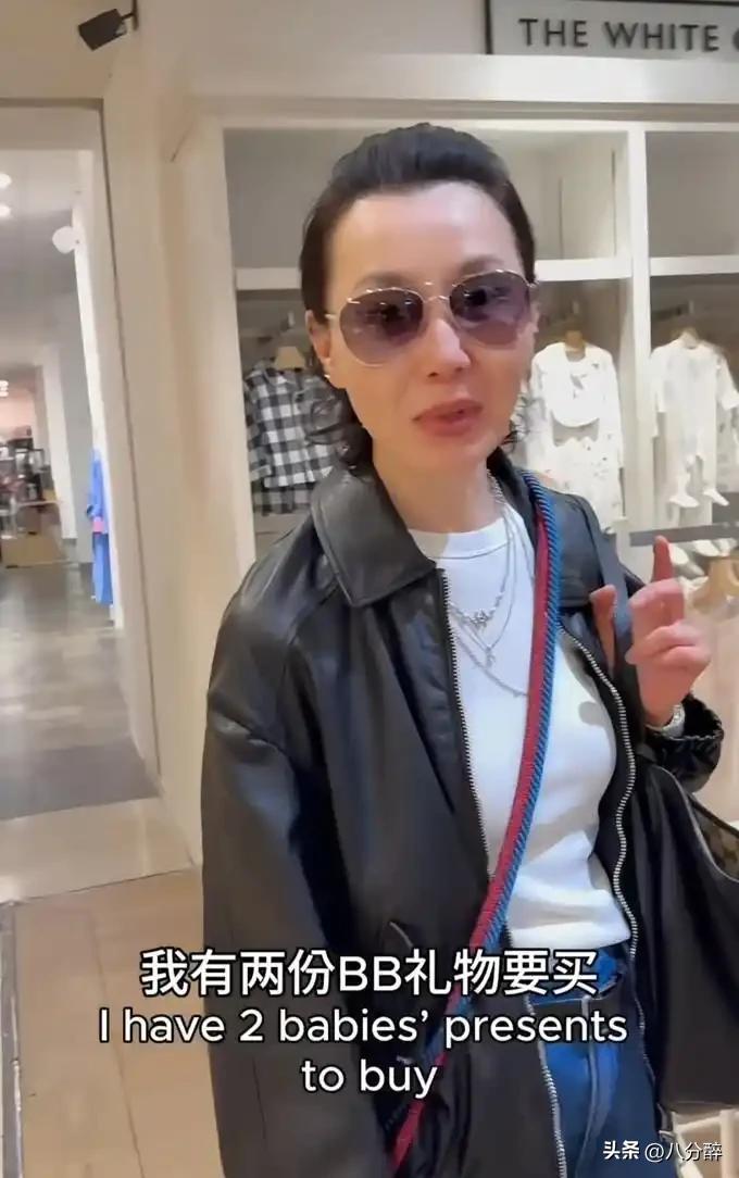 離婚單身多年！張曼玉「巔峰時淡出」隱居國外　61歲「逛寶寶衣服」突驚喜公開：是時候向你們介紹了