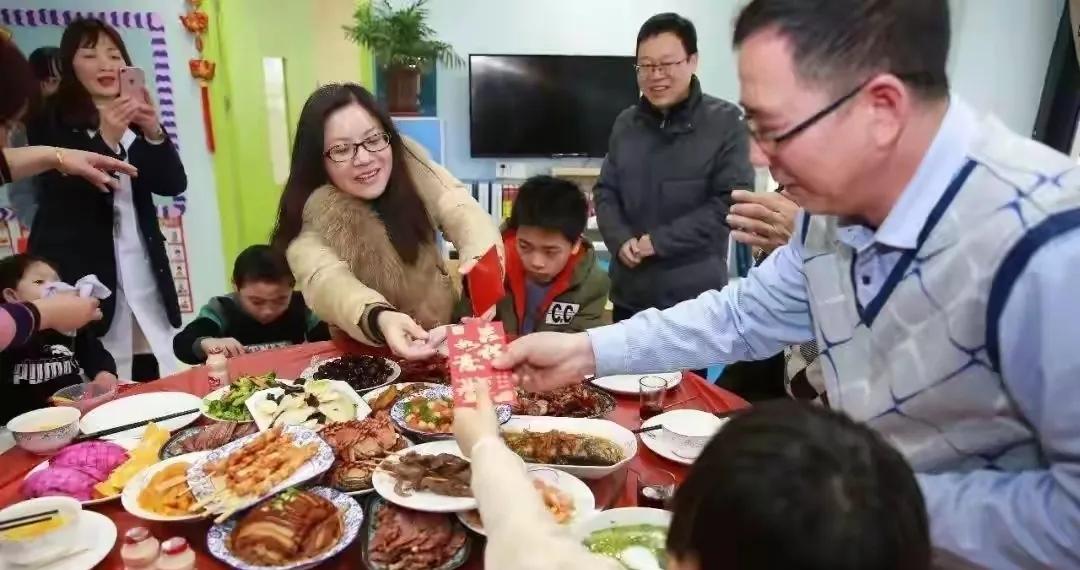 我每月退休金有4萬多！心疼孩子每月「補貼兒女各1萬2」　出車禍住院「幾小時後發現」：我錯得離譜