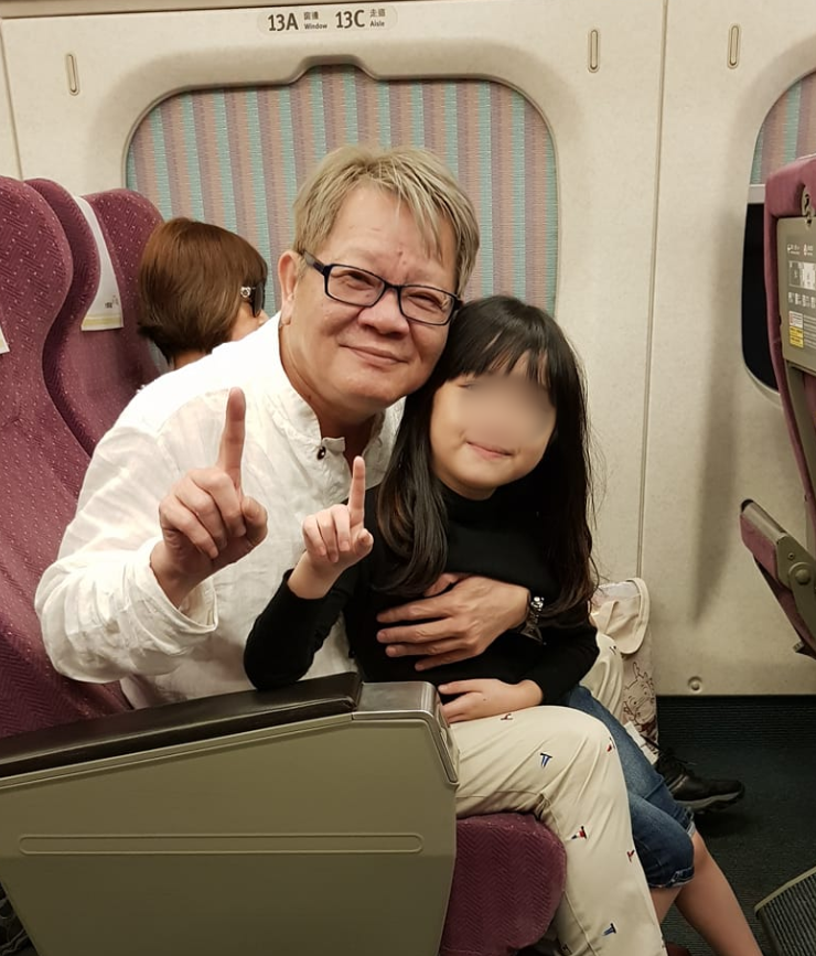 驚傳深夜送醫！70歲鄭進一「悲喊要死了」畫面曝光　傷勢「頭上貼繃帶」經紀人緊急回應