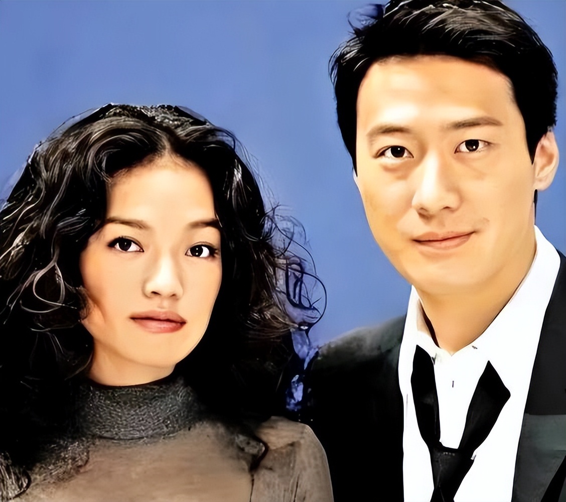 一當導演就奪大獎!49歲舒淇「老公驚喜站台」 甜蜜合體「51歲老公卻像她叔叔」網愣:像兩輩人