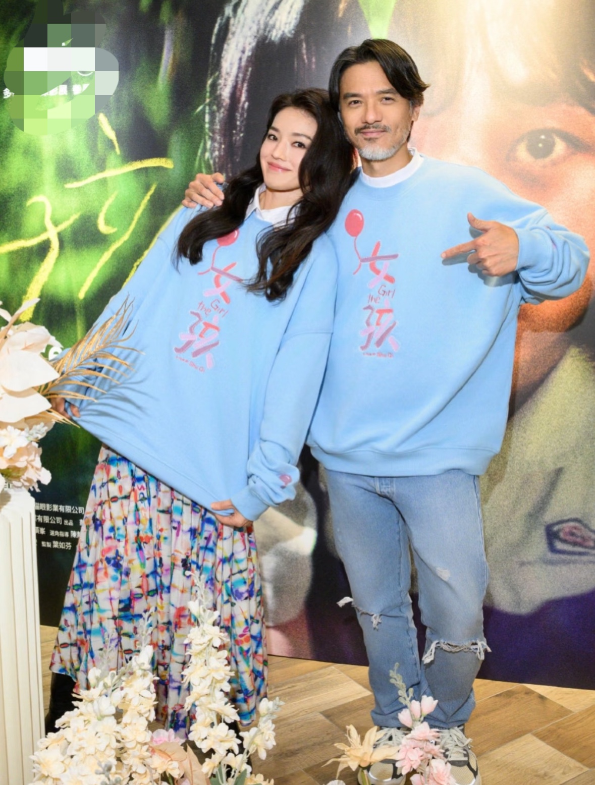 一當導演就奪大獎!49歲舒淇「老公驚喜站台」 甜蜜合體「51歲老公卻像她叔叔」網愣:像兩輩人