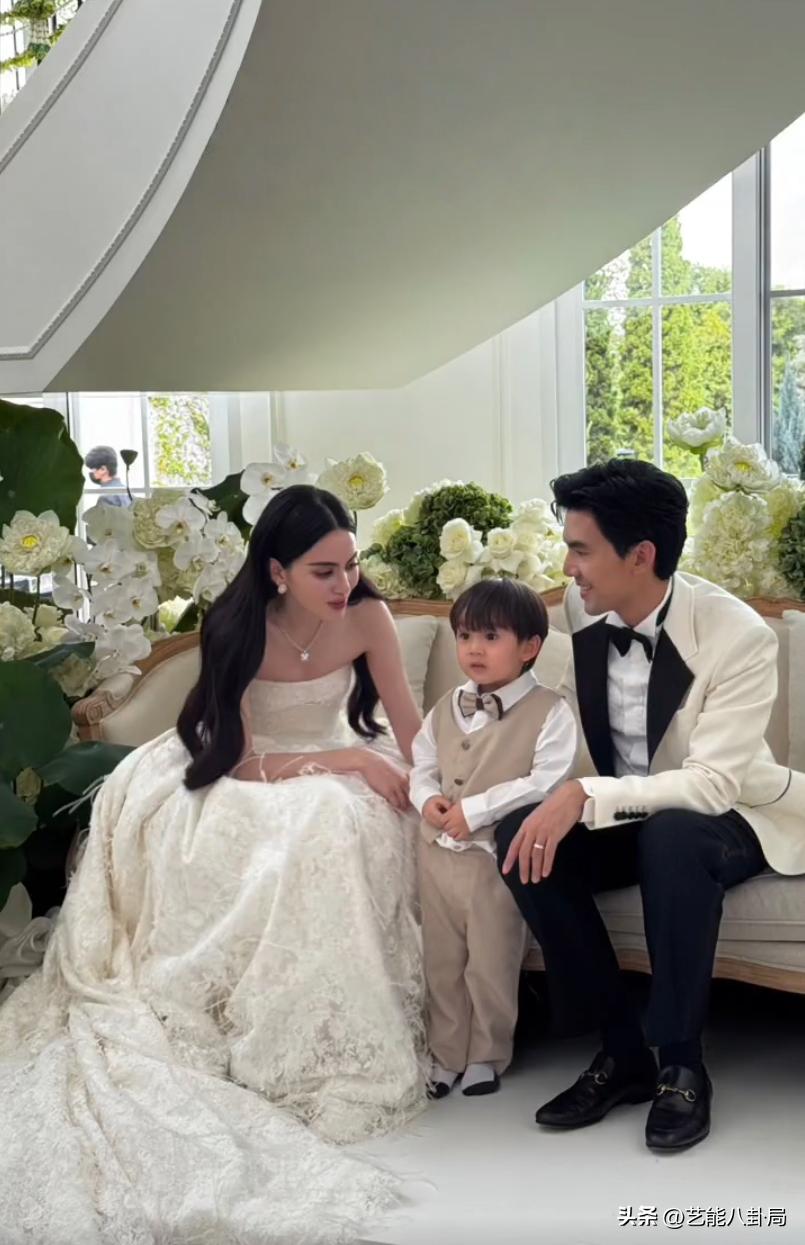 嫁大9歲大咖！33歲女星「秀出15克拉婚戒」低調結婚　男方正臉曝光「被酸相貌平平」但身家超驚人