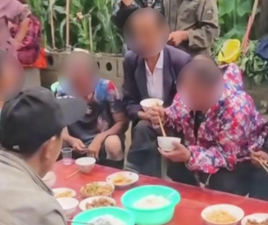 49歲女失蹤多日!被發現「藏石縫中喪命」最後畫面曝光 兒子崩潰「兇手還來家裡吃飯...」