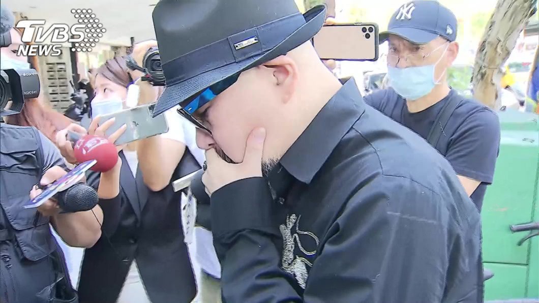 痛失劉真5年！53歲辛龍「宣布回歸歌壇」　首度「談起喪妻心聲」：曾想用命換命