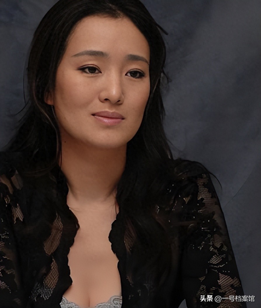 歲月不饒人?59歲大咖影后「無修圖照盡顯老態」 放大看「明顯垂下來」網嚇壞:以為是隔壁大媽