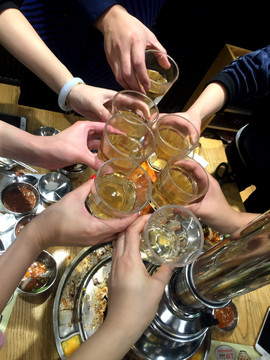 掉髮元凶找到了！研究發現「常喝2大飲品」落髮機率大增　多補充「一關鍵營養」保住年輕秀髮